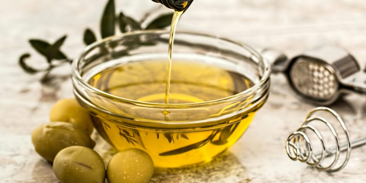 Photo by Pixabay: https://www.pexels.com/photo/bowl-being-poured-with-yellow-liquid-33783/