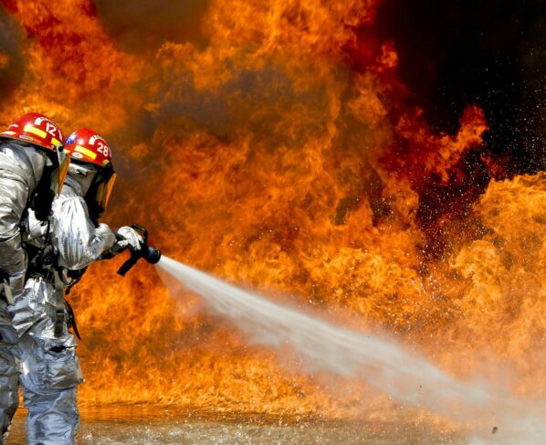 Photo by Pixabay: https://www.pexels.com/photo/photo-of-a-2-fireman-killing-a-huge-fire-69934/