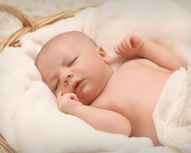 Photo by Pixabay: https://www.pexels.com/photo/baby-sleeping-on-white-cotton-161709/