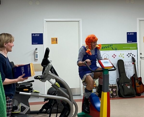 Laste velotrenažöör HNRK siseterviserajal - foto Sylvia Kandla